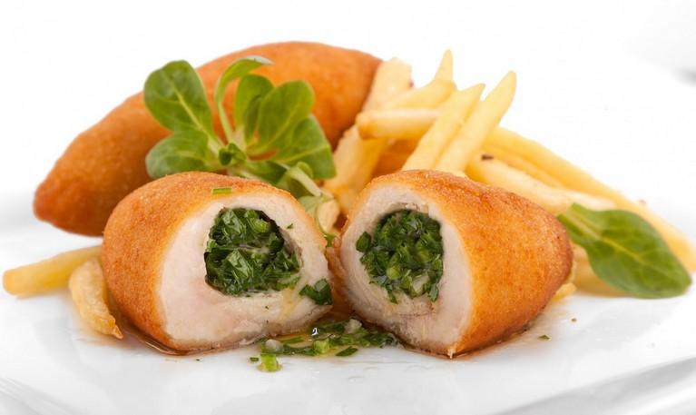 АППЕТИТНЫЕ и АРОМАТНЫЕ котлеты по-киевски. Точно вскружат вам голову от вкуса