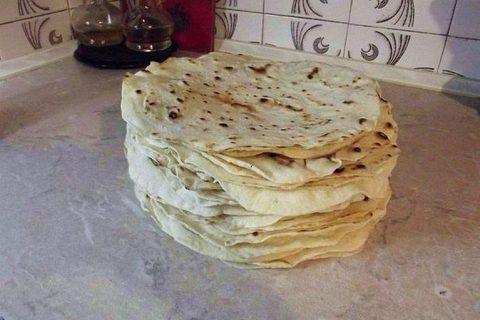 Кто нибудь знает как вообще СДЕЛАТЬ ЛАВАШ самой? Делюсь рецептом