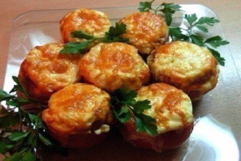 Сочные помидоры, фаршированные курицей. Язык можно проглотить