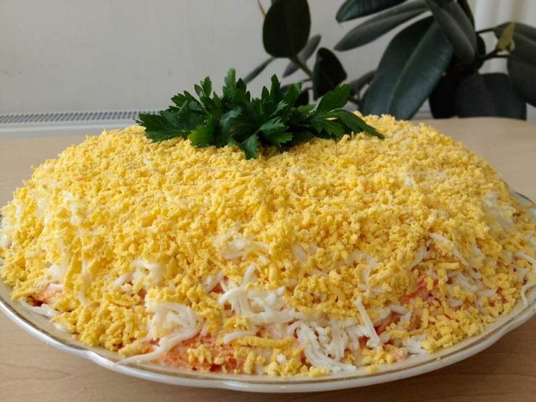 Очень вкусный салатик БЕЛАЯ НОЧЬ. И в пир, и в мир!!!