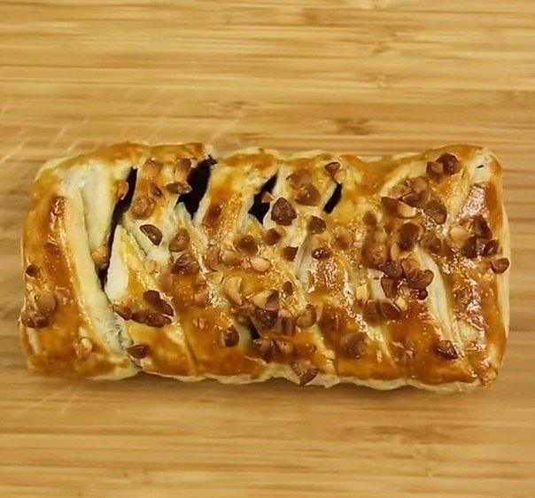 Отличная идея для чаепития — БУЛОЧКА С ШОКОЛАДОМ! Быстро, а главное вкусно!