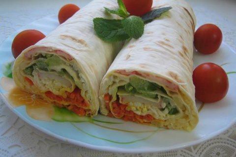 Цветной РУЛЕТ из ЛАВАША на скорую руку! Вкусно то как!!!