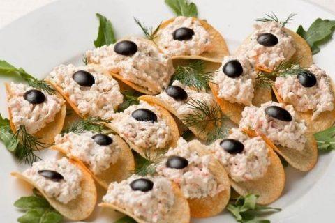 Закуска на ЧИПСАХ! Вкуснейшая и быстрая идея для стола, варианты начинки
