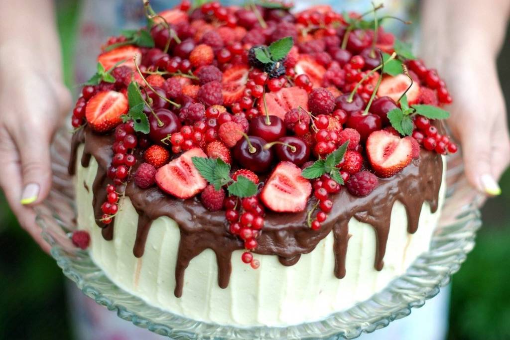 ТОП идей как украсить тортики ЯГОДАМИ. Волшебно красиво и потрясающе вкусно!!!