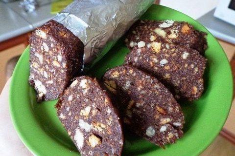 СЛАДКАЯ КОЛБАСКА по-домашнему. Аппетитный десерт!