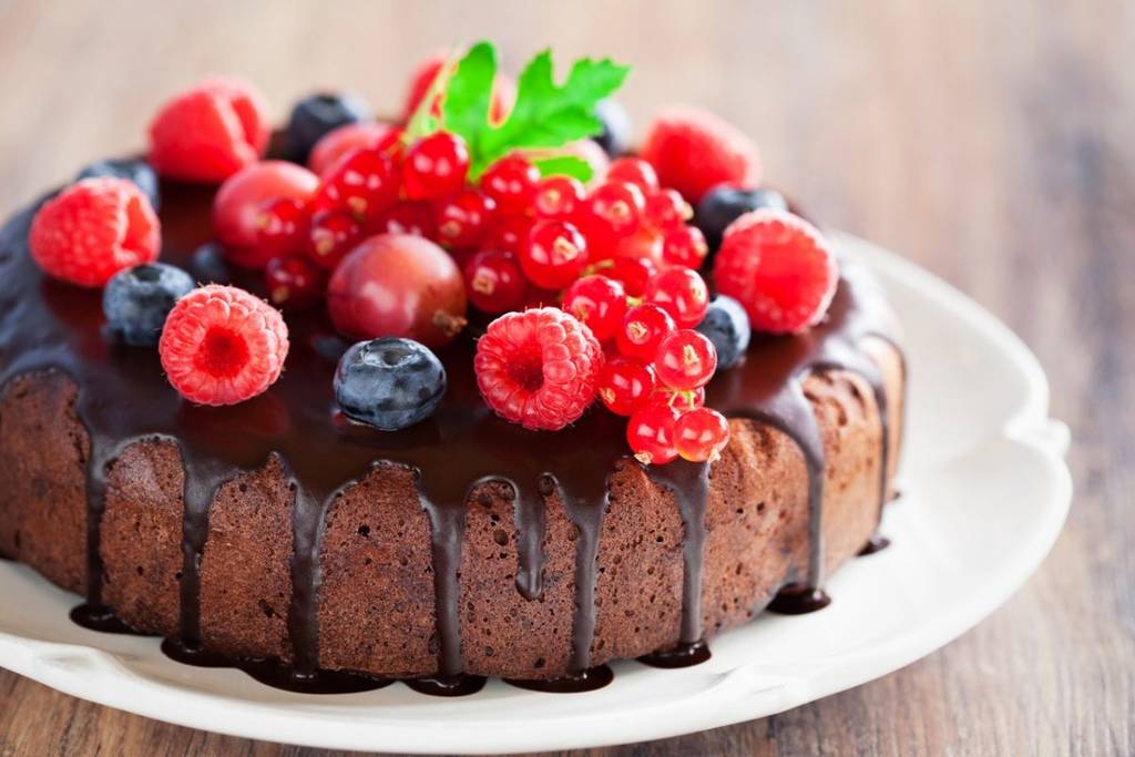 ТОП идей как украсить тортики ЯГОДАМИ. Волшебно красиво и потрясающе вкусно!!!