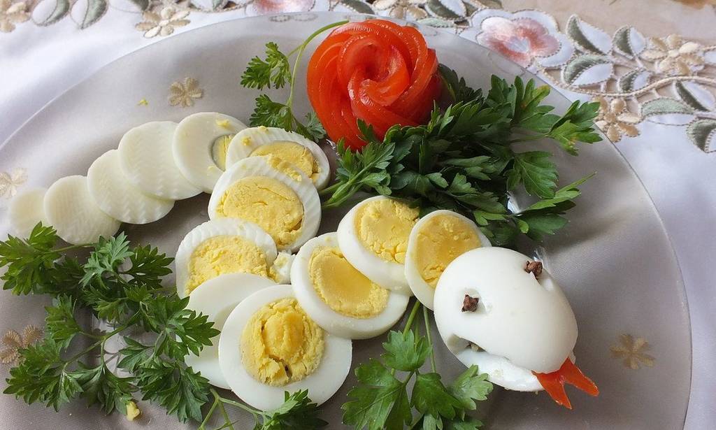ТОП супер-идей для ПОДЧИ куриных ЯИЦ. Заберите на заметку и удивите гостей!