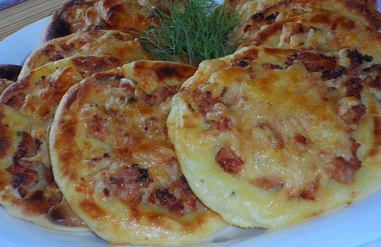 А вы пробовали эти замечательные КАРТОФЕЛЬНЫЕ ВАТРУШКИ с курицей?