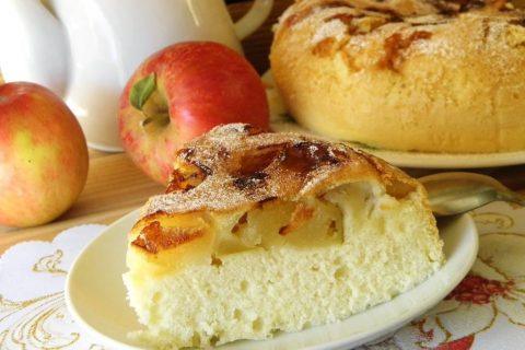Шарлотка с яблоками в духовке: пошаговый рецепт с фото