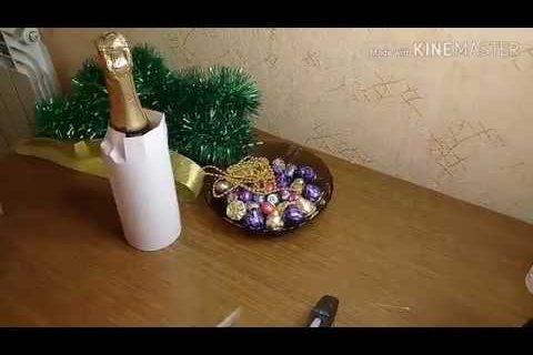 Diy ёлка из конфет на бутылке шампанского/подарки на новый год своими руками/отличный подарок/
