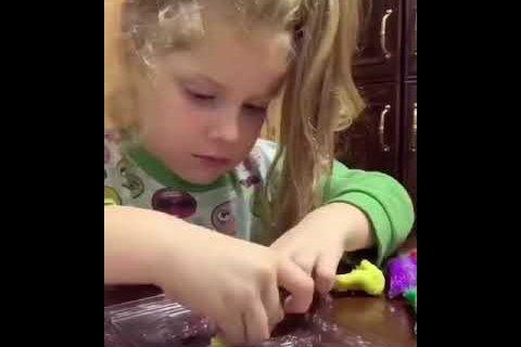 Киця #тестодлялепки #длядетей #лепка #MyTager_com #ребенок #девочкитакиедевочки #детицветыжизни