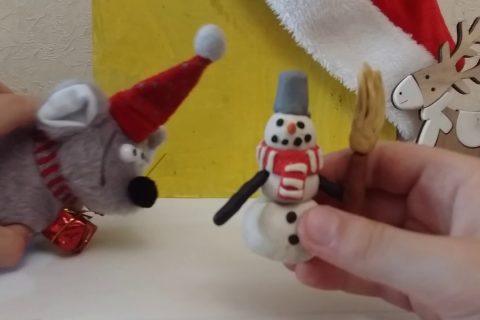 Лепим СНЕГОВИКА из новогоднева праздника