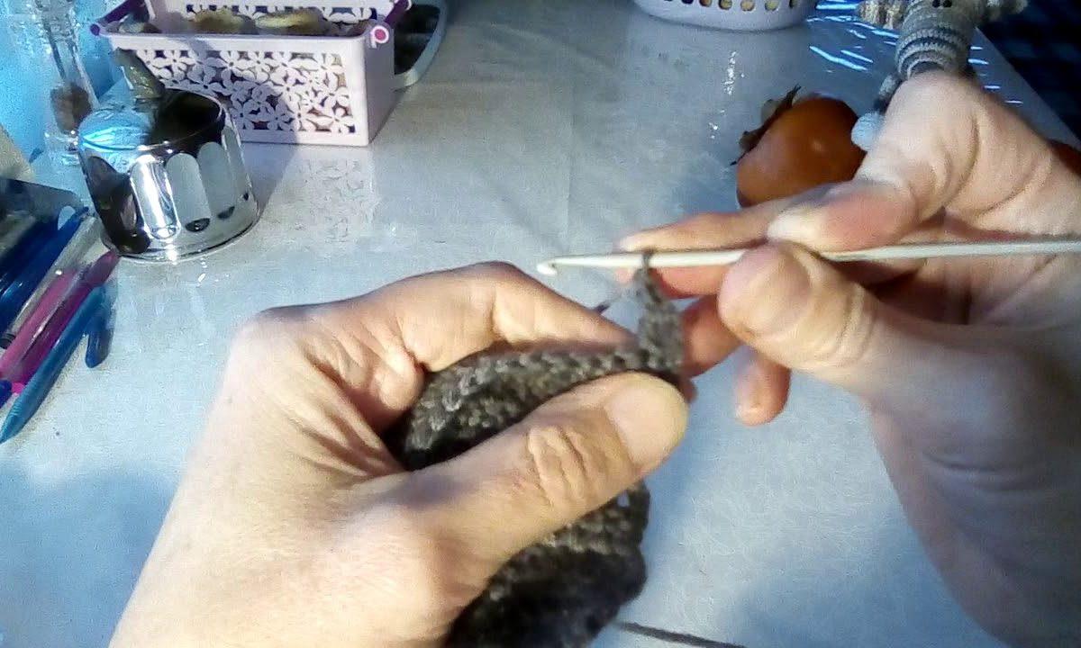 Уроки вязания крючком.Столбик с двумя накидами.