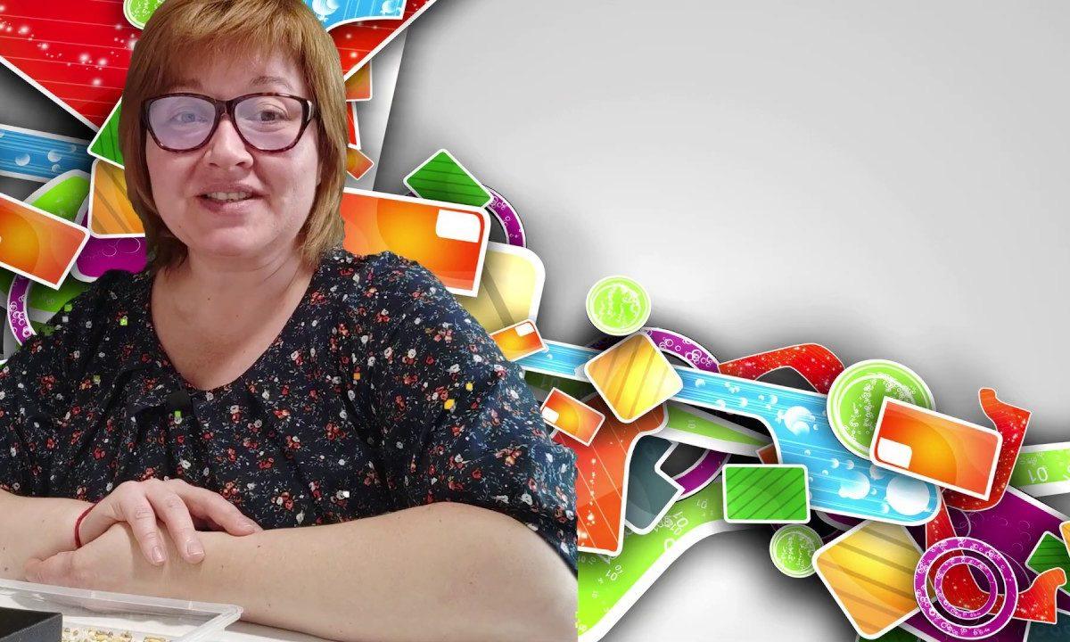 Работа детей с родителями — поделки из бросового материала.