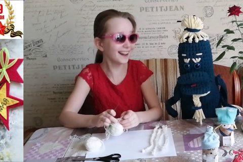 Поделки своими руками из ниток для вязания Кактусик и Ульяна