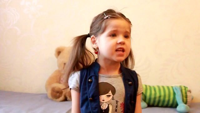 ПЛатье или пРатье? Какая разница если стих хороший!!! Случай из жизни маленькой девочки!