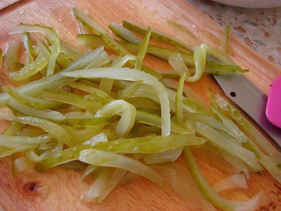Вкусный салат, который не нужно варить! Объедение!!!