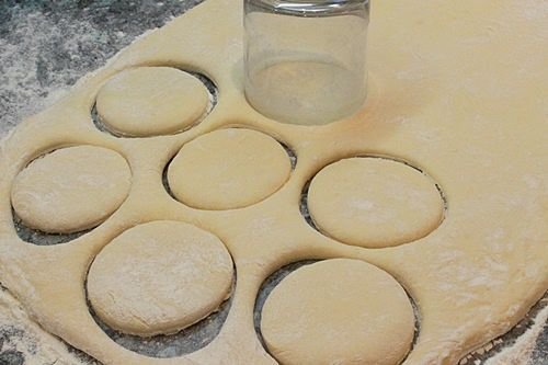 Аппетитные берлинеры с джемом. Записывайте рецепт и удивляйте гостей